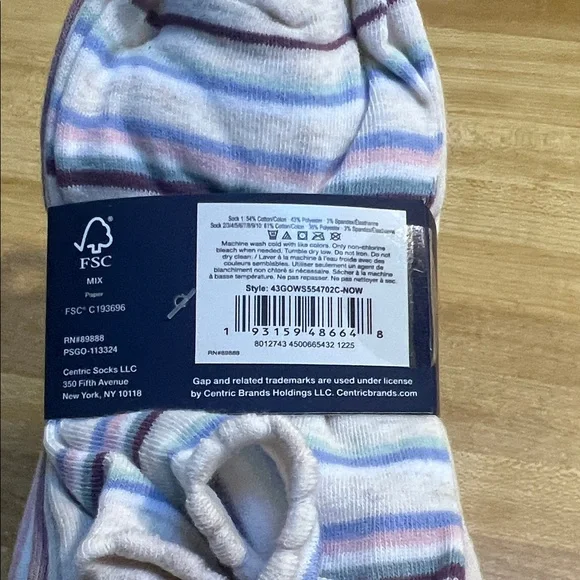 #1169+ GAP Women's Floral and Solid Socks - White, Pink, Purple - Picture 3 of 7